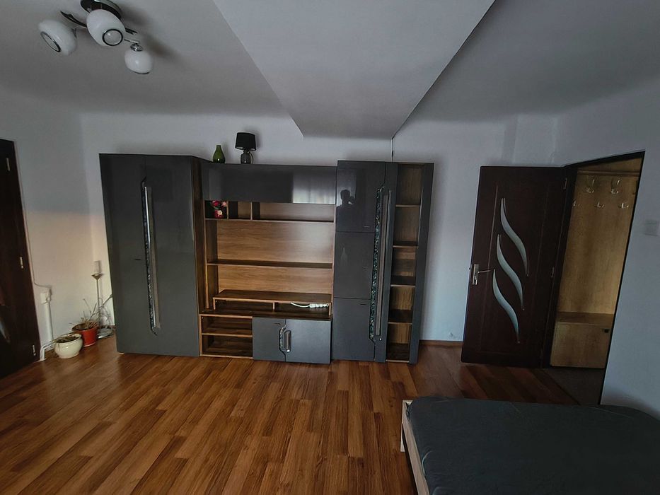 Proprietar închiriez apartament cu o camera in complexul studentesc