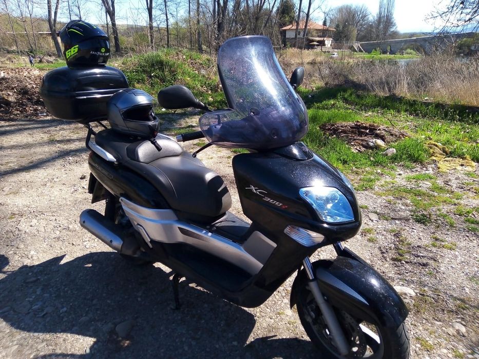 Продавам скутер yamaxa