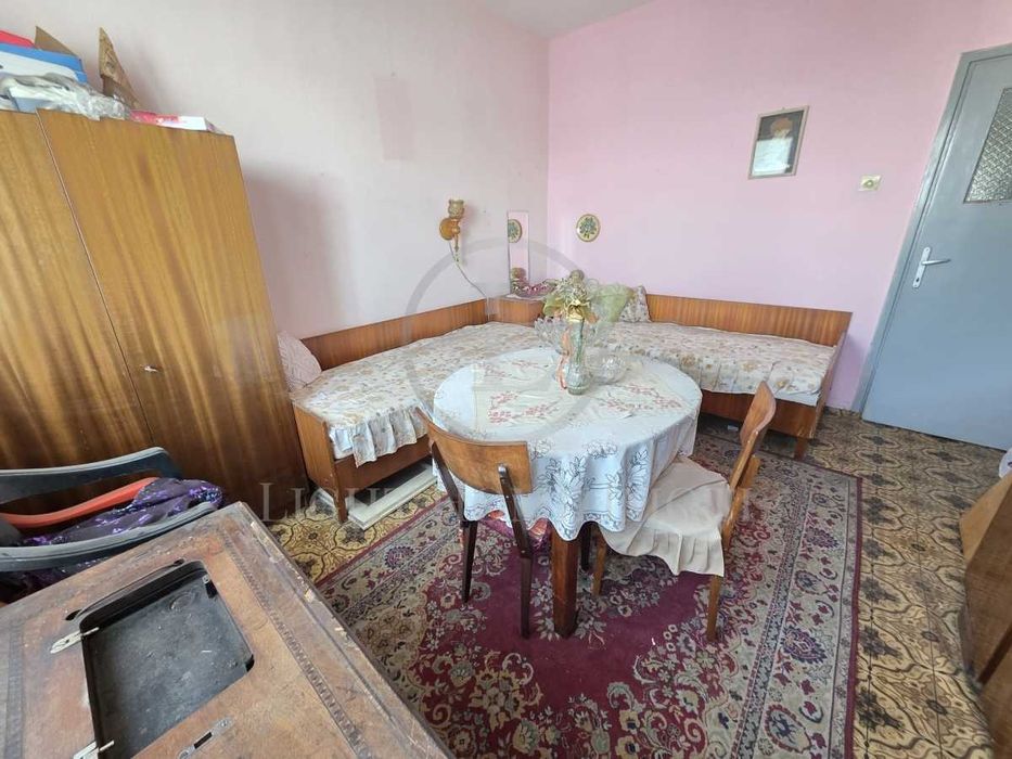Продава се Тристаен апартамент в Пловдив, Кючук Париж - 104 кв.м за 1486 €/кв.м - Снимка #9