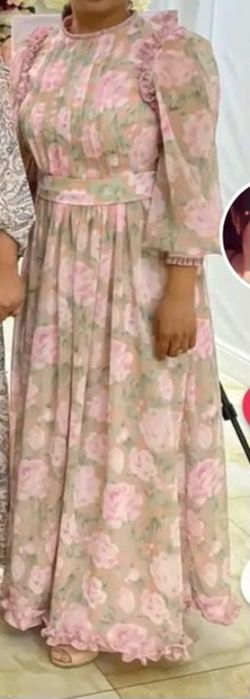 Продается Розовая Платье и бешпет