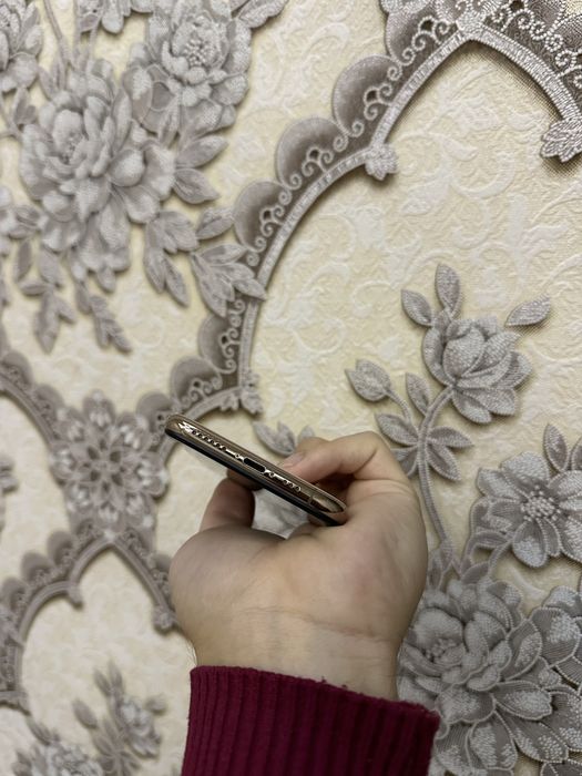 Iphone xs gold bezfeys