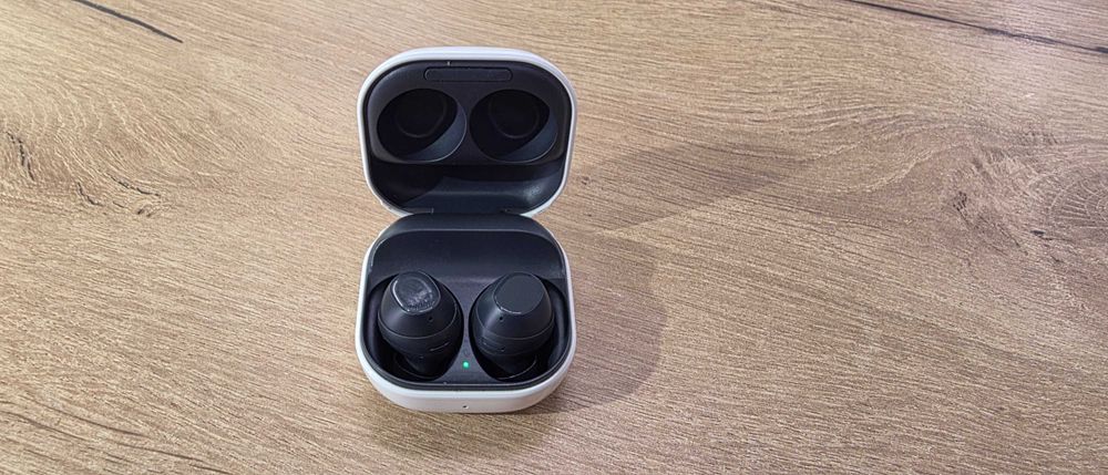 Samsung Galaxy Buds Fan Edition (FE) – SM-R400