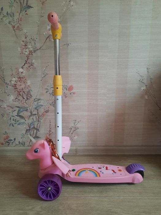 Самокат Единорог музыкальный