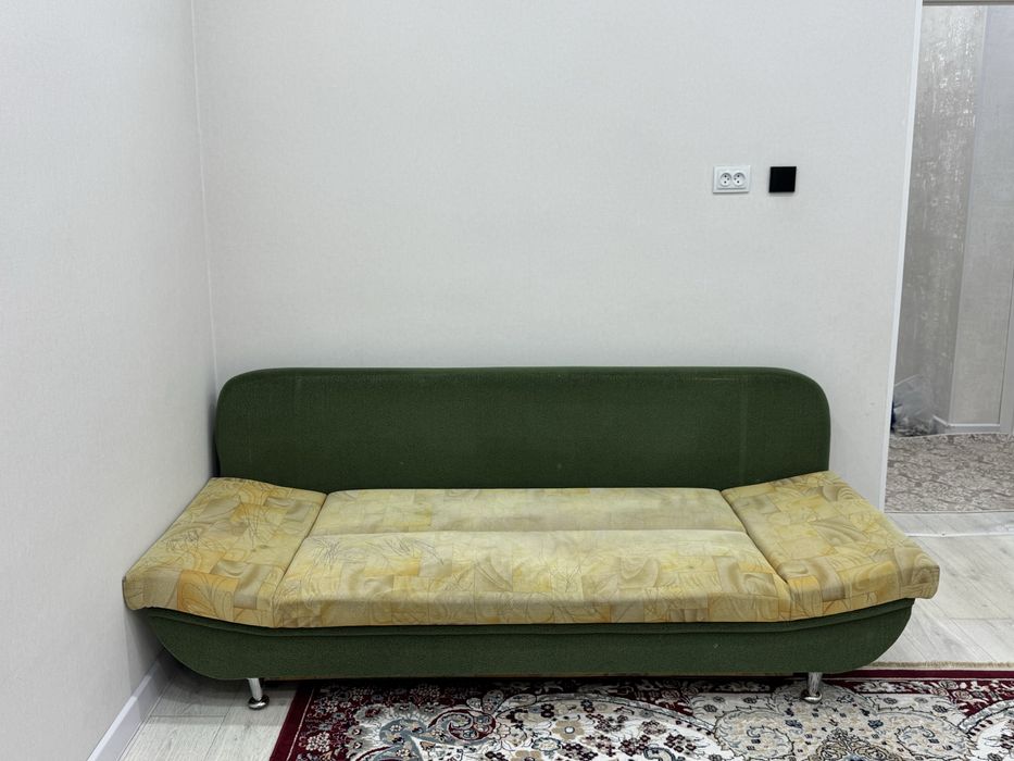 П Р О Д А М    Д И В А Н