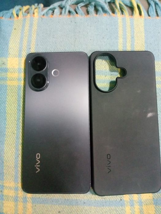 Телефон Vivo v 60 lite