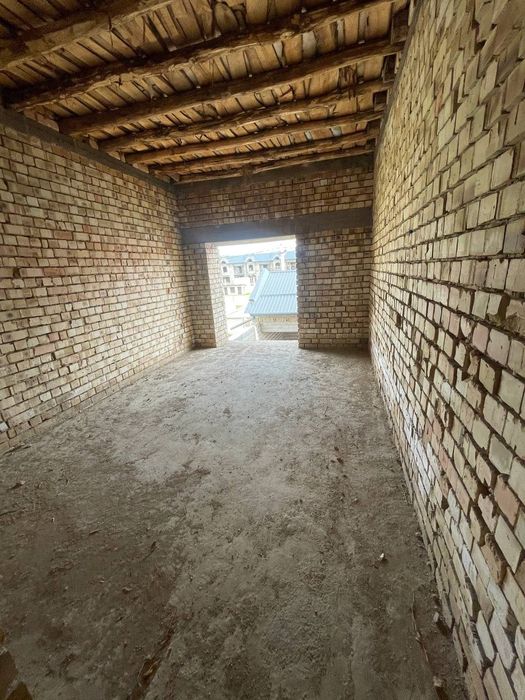 Mehnat 2.5 sotu 6 ta hona