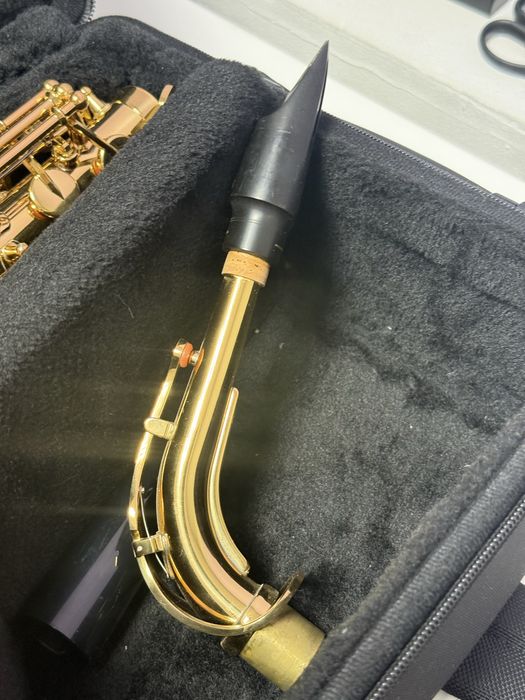 Продам саксофон Yamaha YAS-280