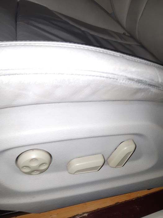 Vand scaune de audi Q5