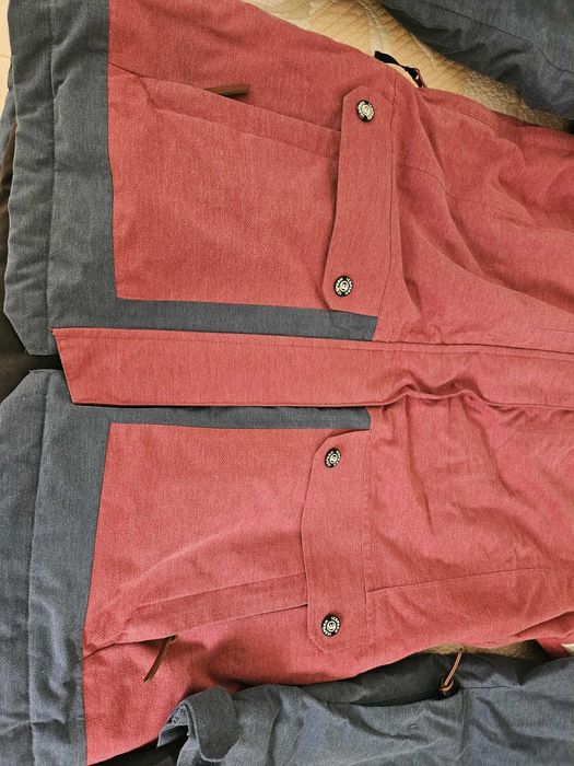 Дамско ски яке Icepeak