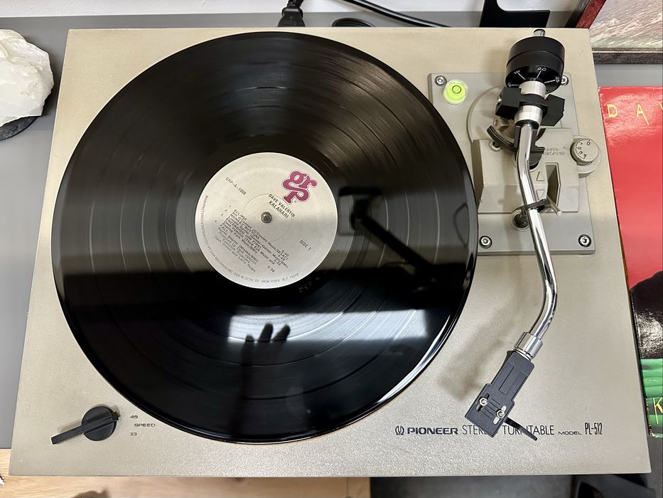 Грамофон Pioneer PL 512 Видео