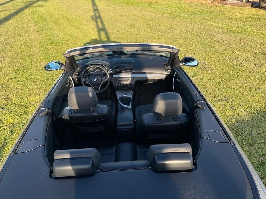 BMW seria 120 E88 177 CP