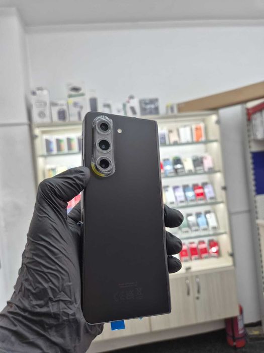 Samsung Galaxy Z Fold 5 / Black / 256GB / Garanție / Posibilitate Rate