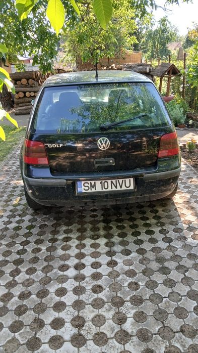 vând Volkswagen Golf 4, 2001