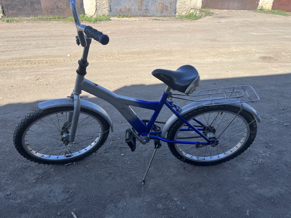 Продам 2 велика
