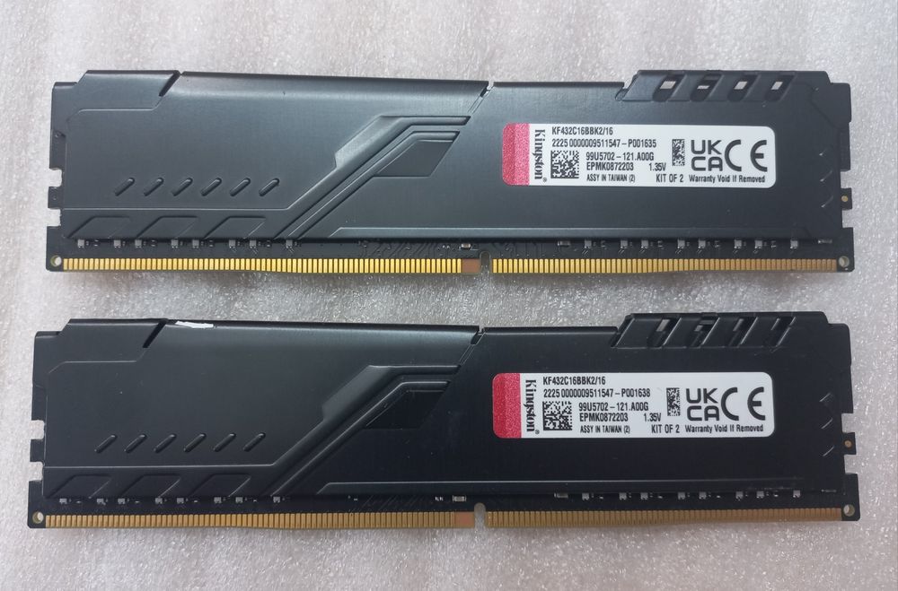 Оперативная память Kingston Fury 16гб (2х8гб)