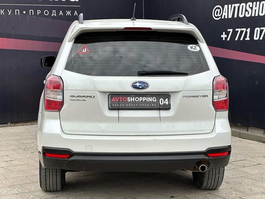 Продам машину Subaru