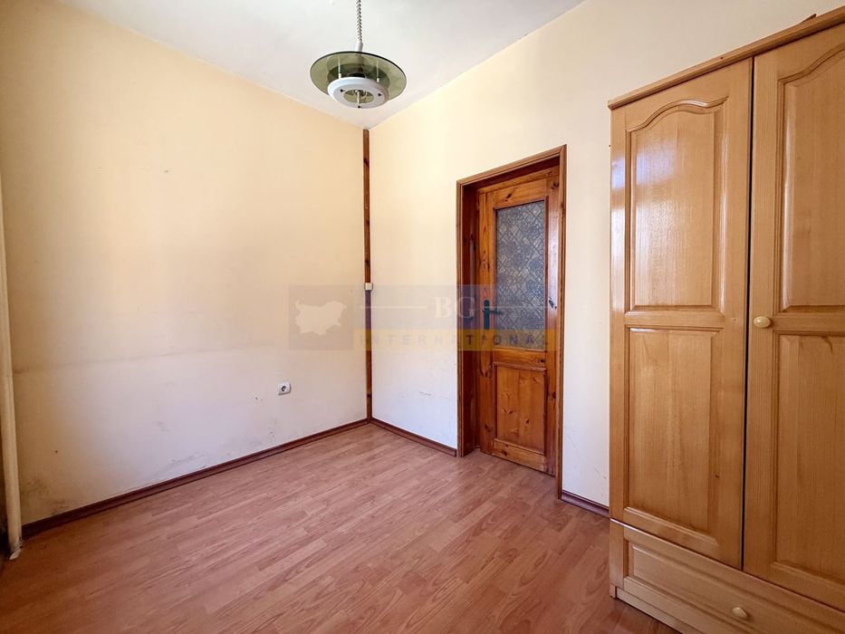 Продава се Двустаен апартамент в Бургас, Братя Миладинови - 42 кв.м за 1184 €/кв.м - Снимка #11