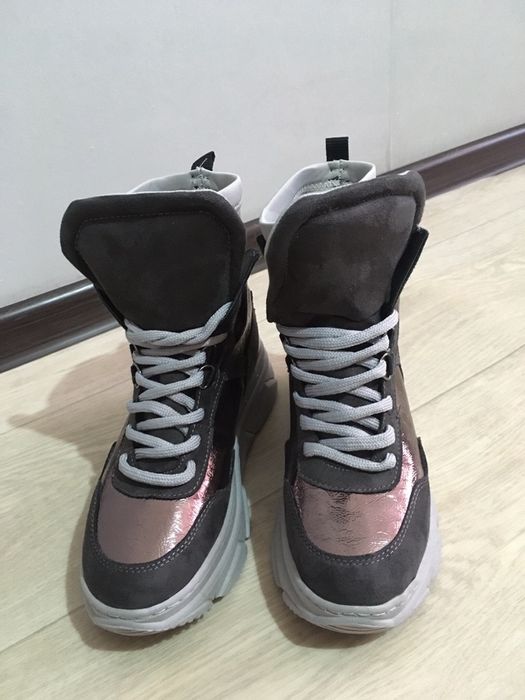 Түркиялық крассовкилар сатылады