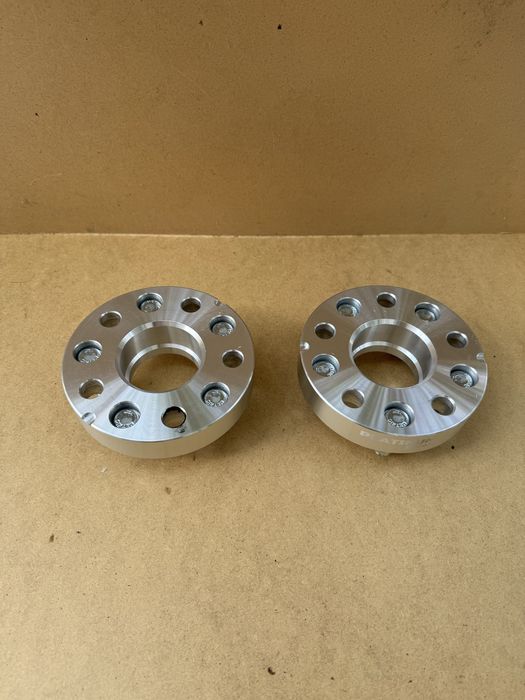 Фланци за джанти 5х100 54.1 и 4х100 Daihatsu Kia Mazda Suzuki Hyundai