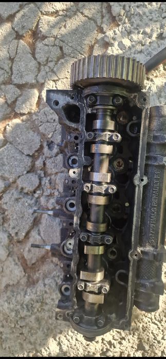 Dezmembrez dacia Logan