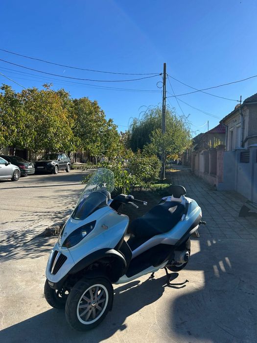 Piaggio mp3 125