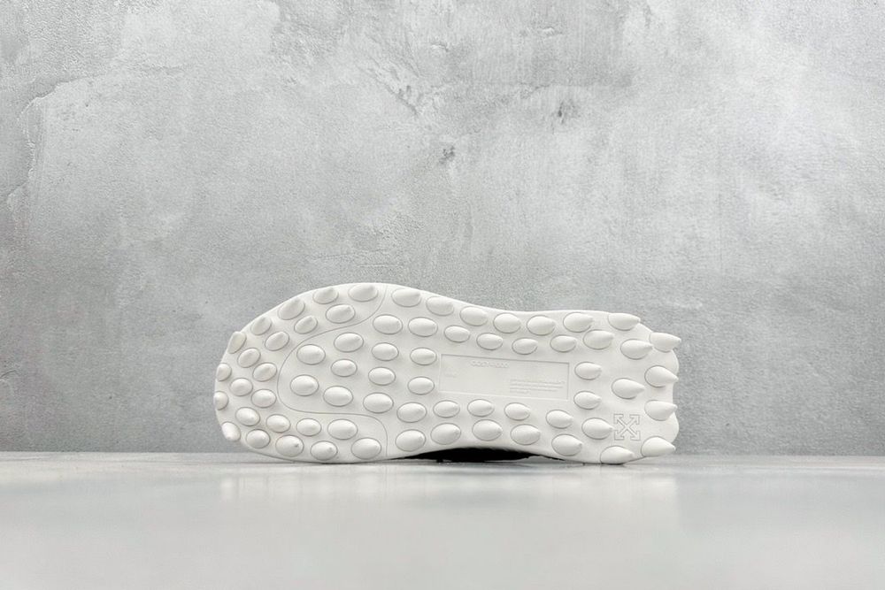 Oddsy off white 1000