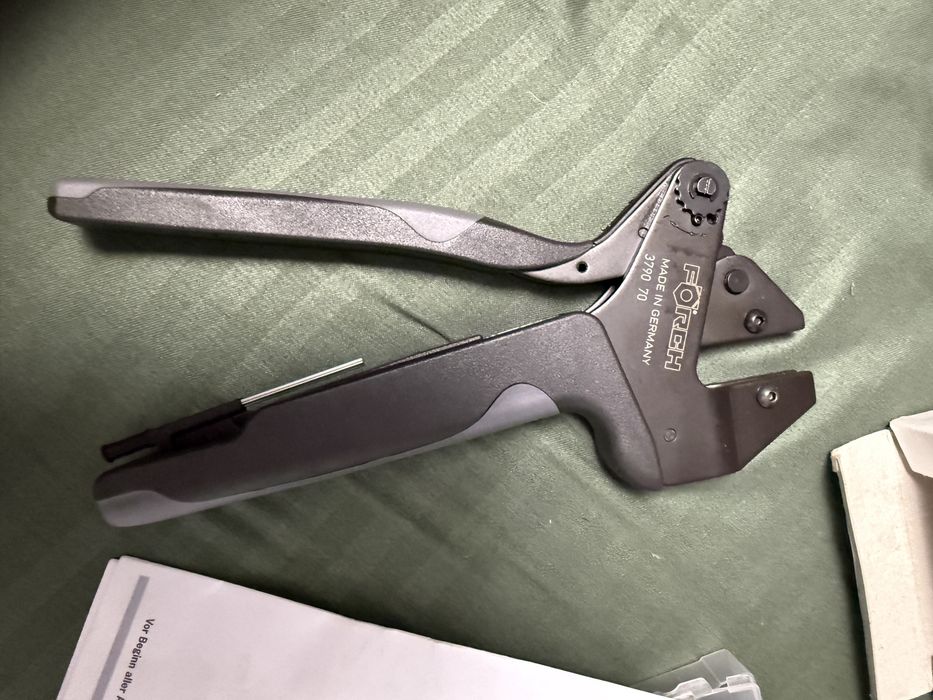 Clește de sertizare de bază PEW 12 FÖRCH 5* + bacuri knipek 97 49 66