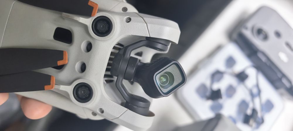 Квадрокоптер дрон DJI mini 3 Pro combo с фильтрами, сумкой