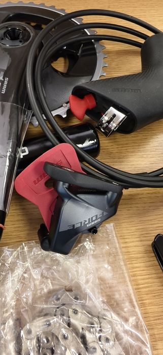 НОВ Groupset SRAM Force D1 eTap AXS 2x12spd Hydraulic Road Disc Brake