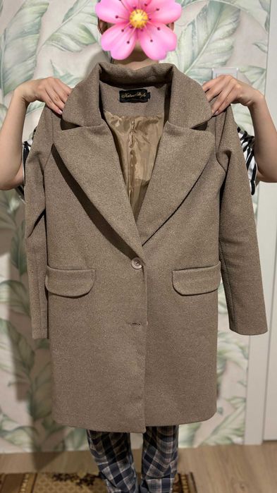 Продам Пальто женское