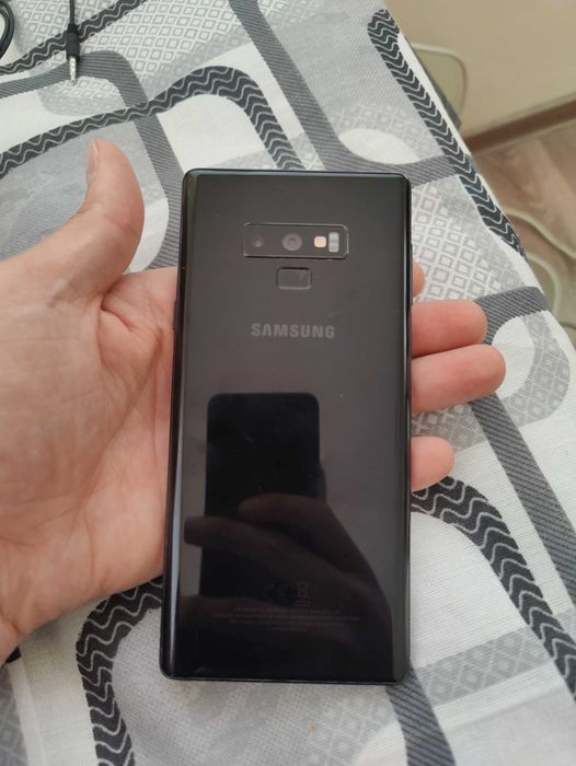 Samsung note. 9