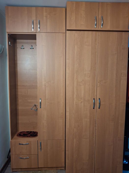 Mobila living , cuier hol + sifonier, servanta, coltar bucatarie