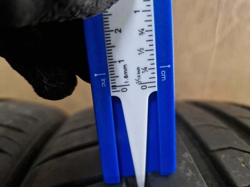 2 vredestein R18 225/40
летни гуми
DOT4321
