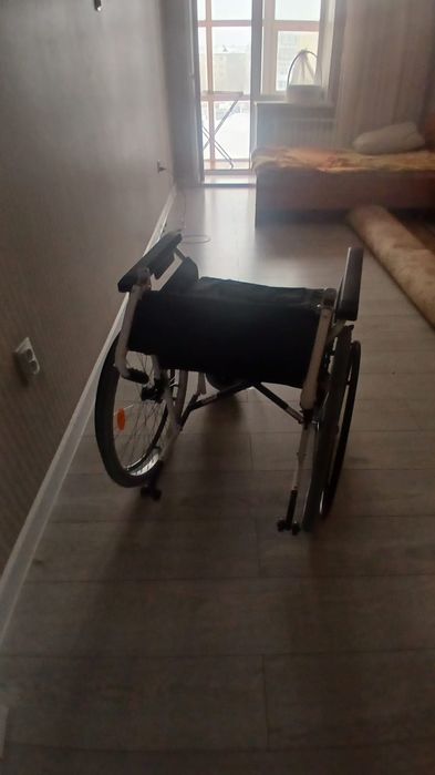 Коляска для инвалидов
