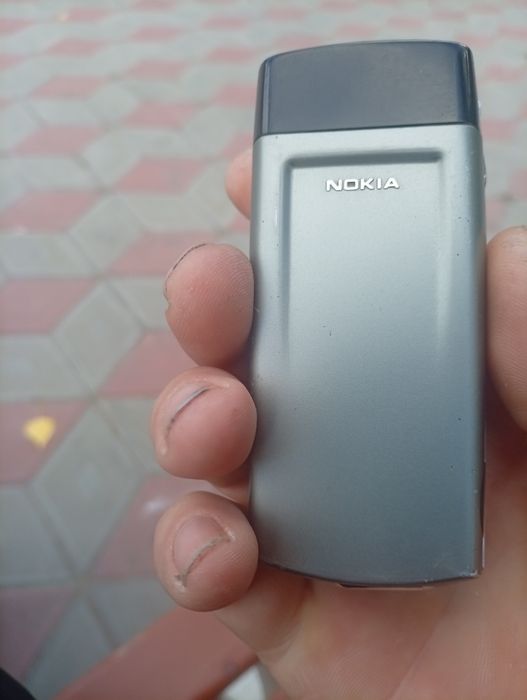 Продам нокиа 8850.