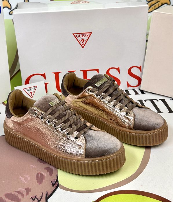 Дамски маратонки GUESS FLDEN3