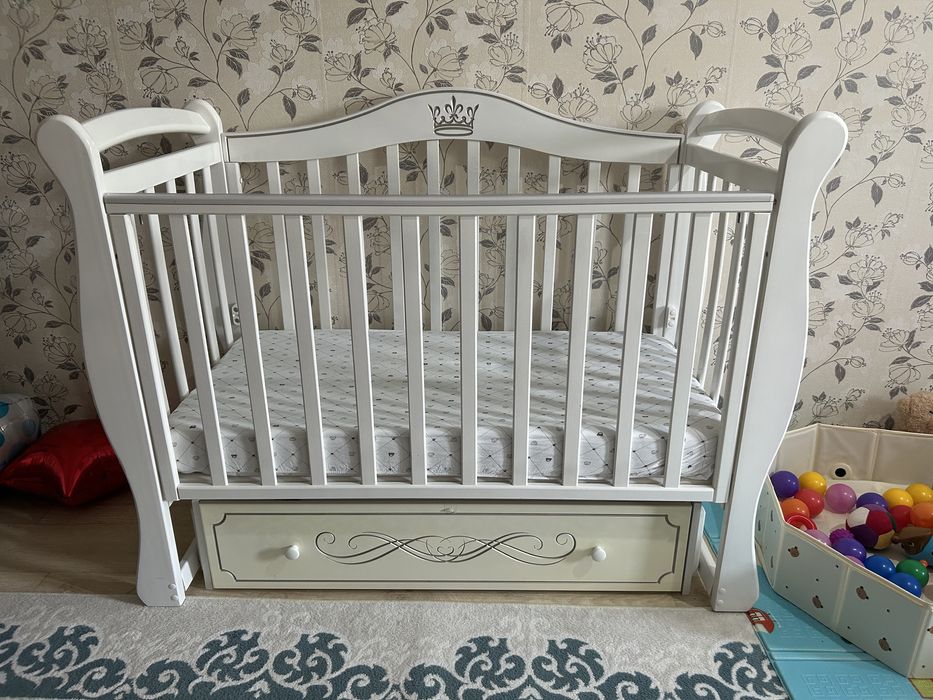 Продам кровать детскую