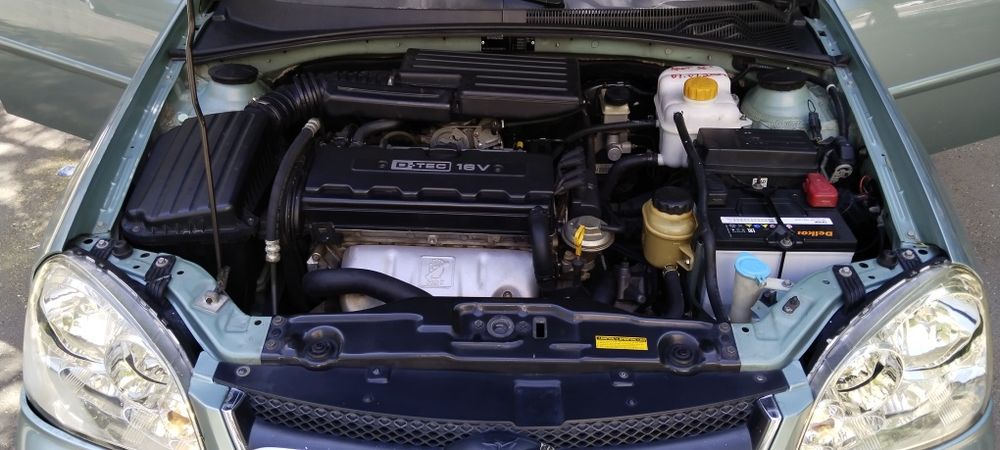 Lasseti 1.6 пробег 273 000 км. (бирюзовый) механика 2005 год !