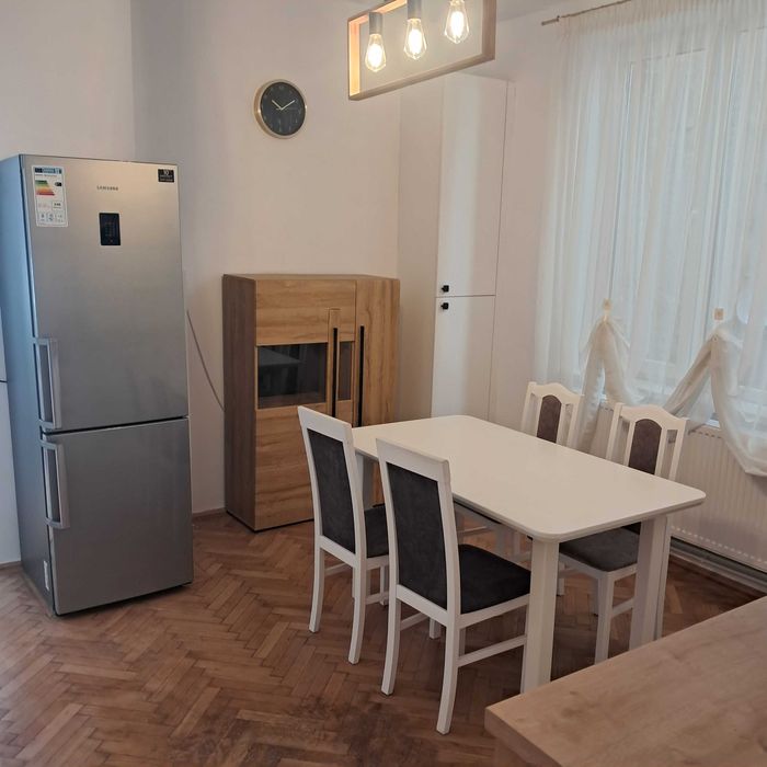 Aapartament 2 camere decomandat zona garii