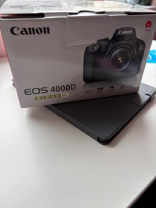 Canon eos 4000D, фотоапарат