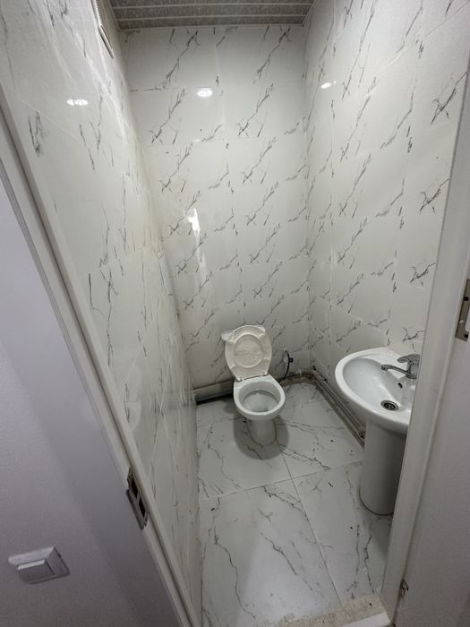 Srochno sotiladi 3 xona 68 kvadratli kvartira