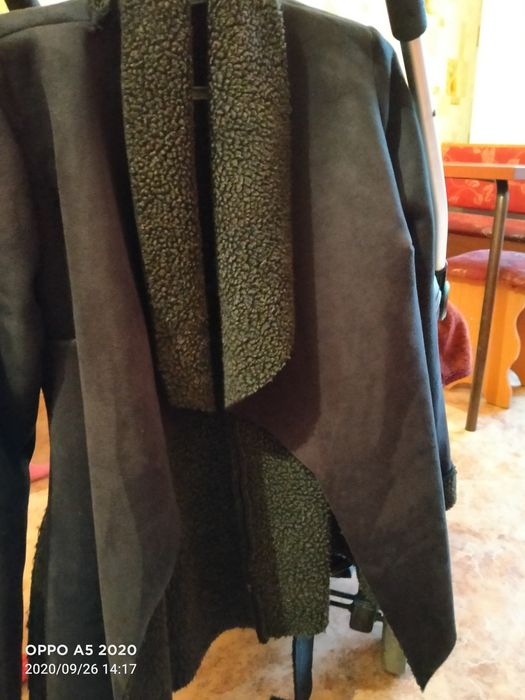 Продам тонкую дублёнку