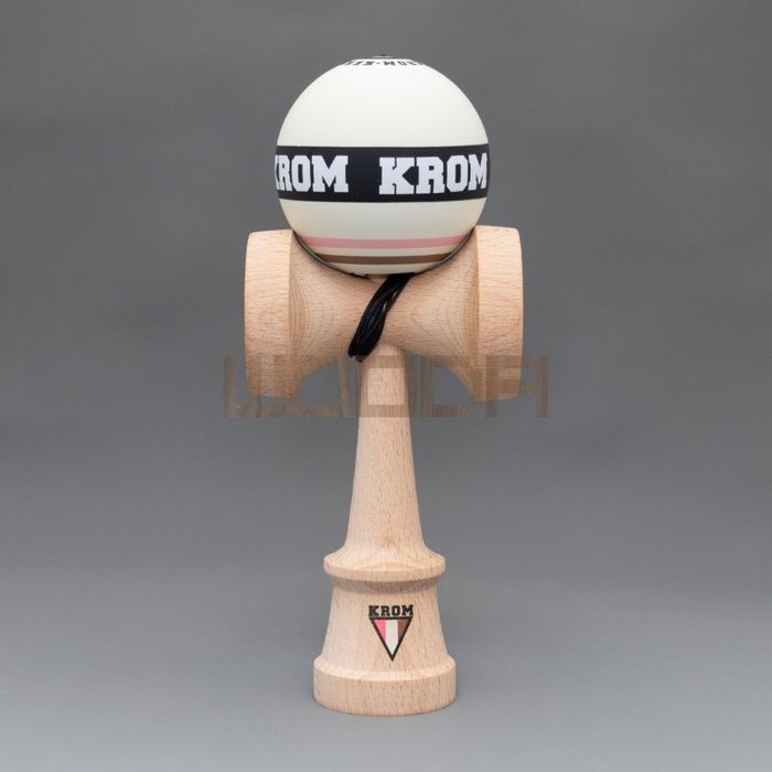 Kendama krom Strogo Napolitan