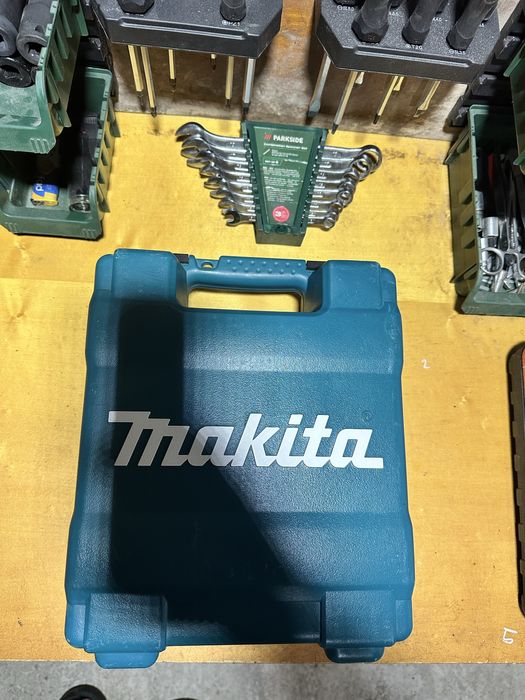 Bormasina Makita DF488D004
