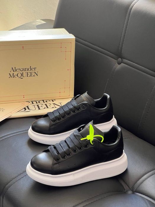 Adidasi Alexander Mcqueen noi !!! Marimi 36/40 !!!