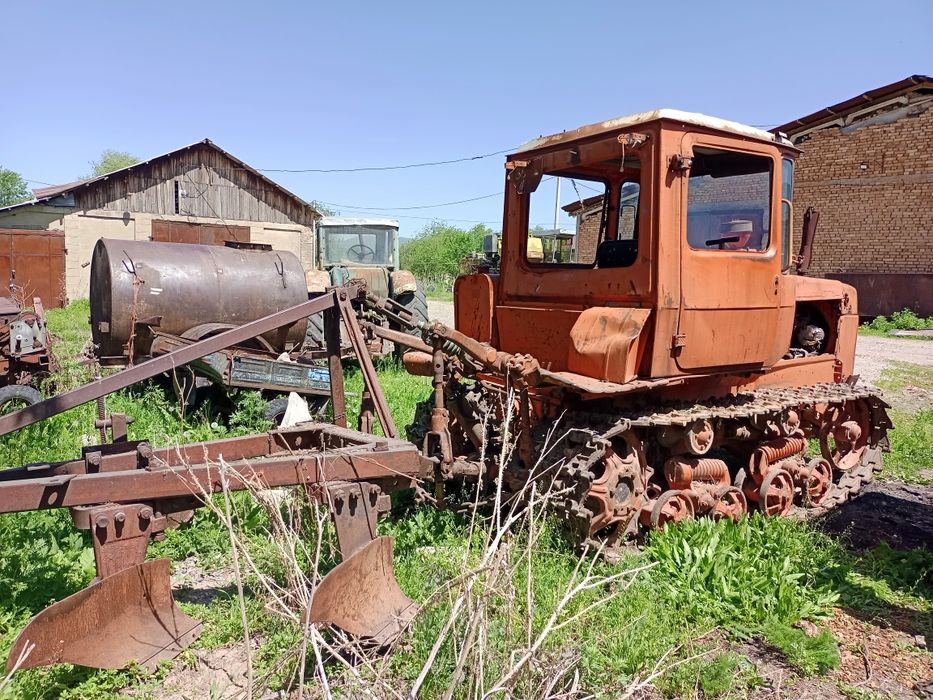 Гусинечный трактор дт 75