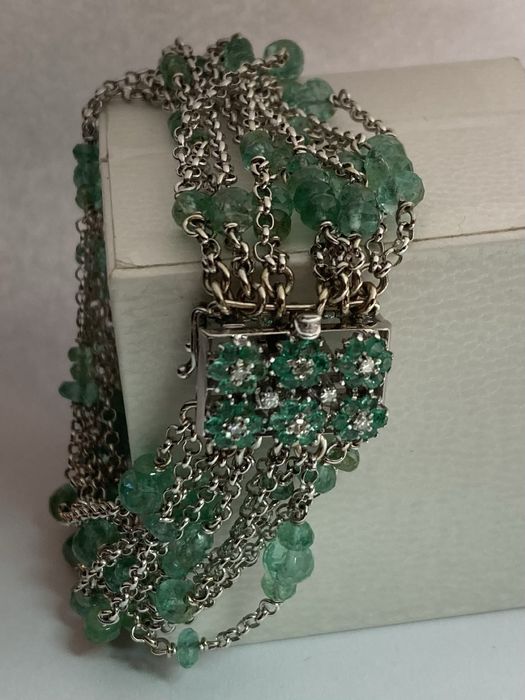 Bratara aur alb 18kt.cu smaralde si diamante