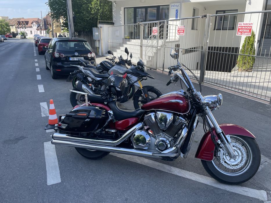 Vand Vtx 1800S muscle cruiser