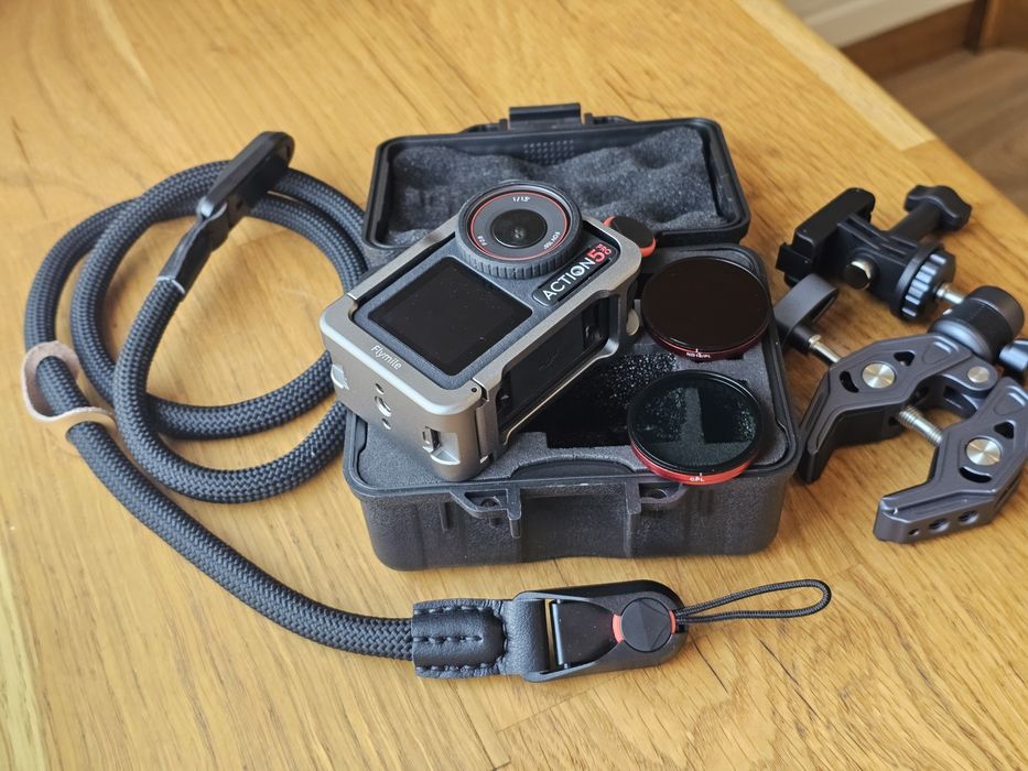Нова екшън камера DJI Osmo Action 5 Pro (разширен комплект)