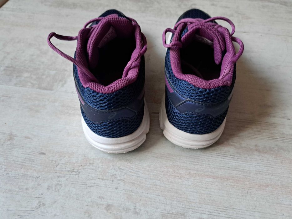 Детски маратонки Асикс